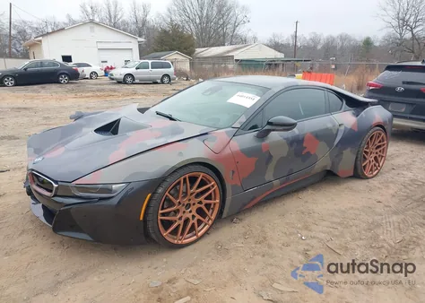 2016 BMW I8 z USA, uszkodzony, nr VIN WBY2Z2C56GV675770